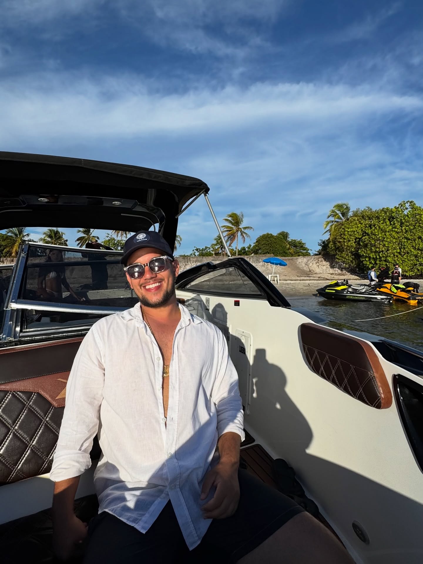 Oscar — photographer and videomaker