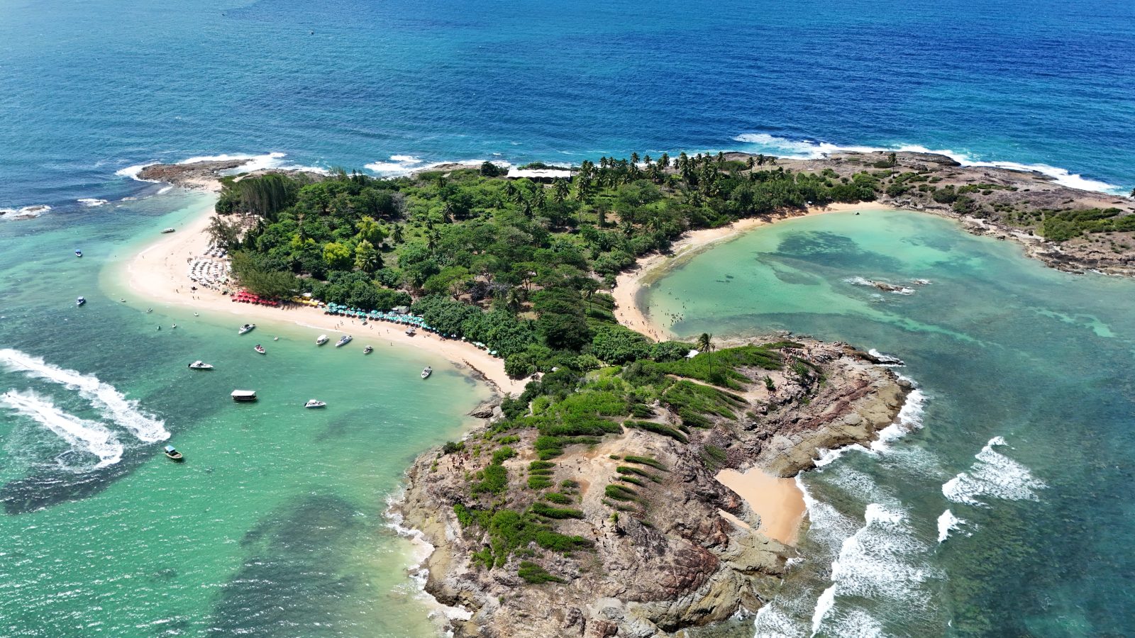 Ilha de Santo Aleixo com Lancha