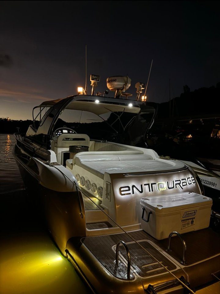 Lancha Ecomariner 45 pés — Barra de São Miguel